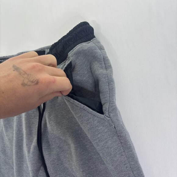 Nike Sportswear Tapered Fleece Sweatpants Men's Medium Grey Joggers 805168-091 - Picture 4 of 9